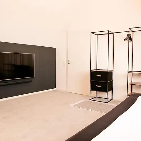 Idyllische Familien-oase Casa de Férias Troisdorf